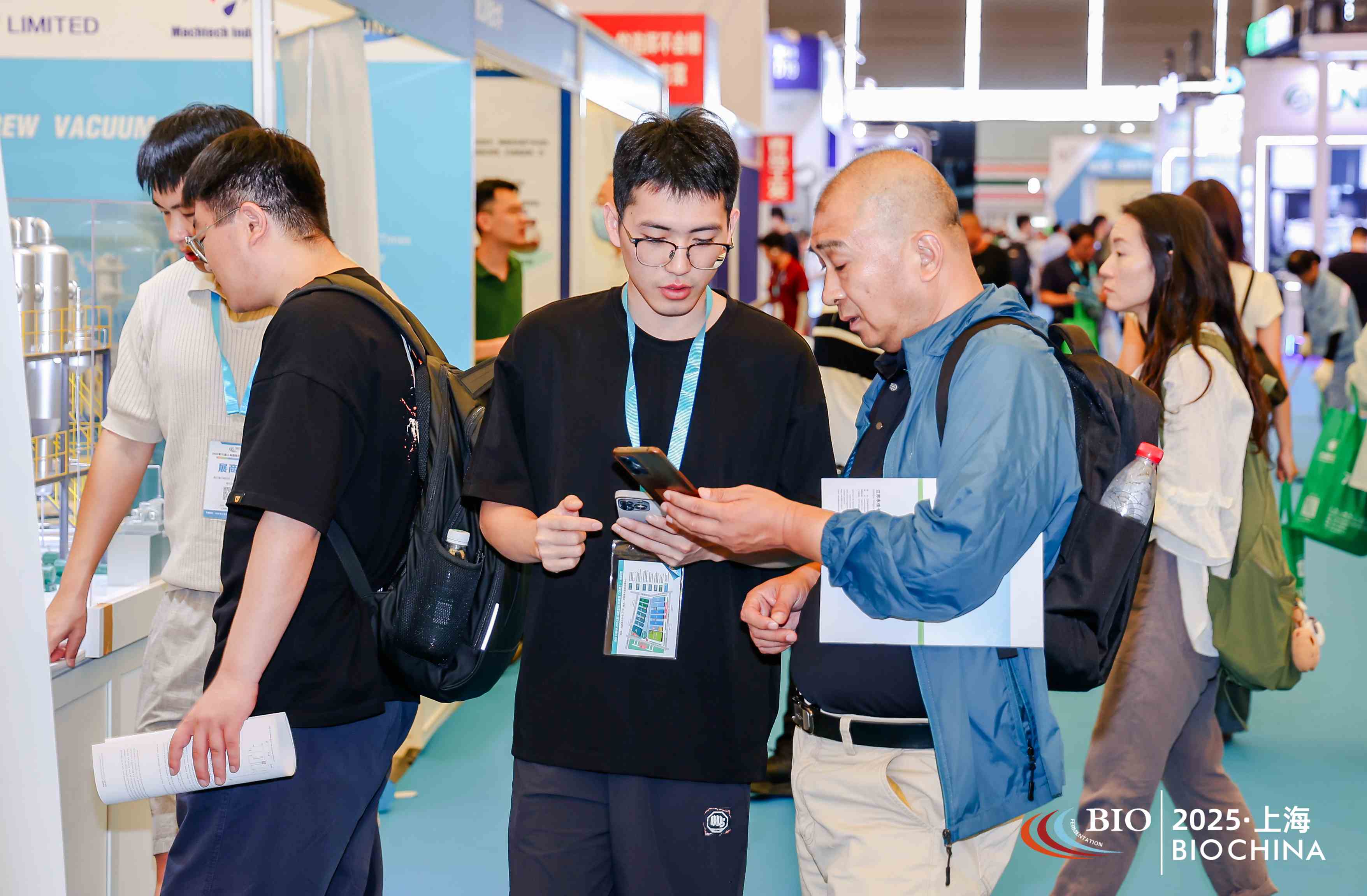 A_XL3786.JPG A_XL3786.JPG