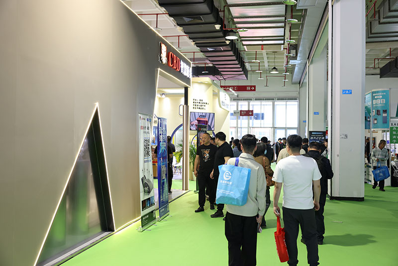 ZCYO8085.jpg ZCYO8085.jpg